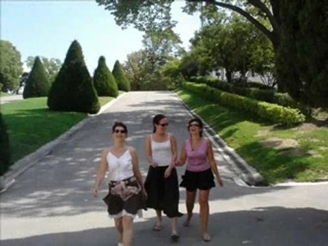 3 Drôles de Dames à Marseille