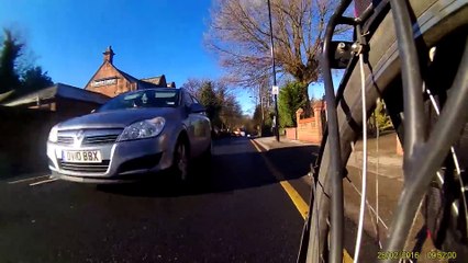 Road Rage From Angry Minicab Driver DV10 BBX A1 Radio Cars