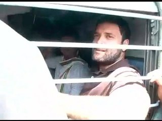 Rahul Gandhi travels in general coach of train to reach Punjab