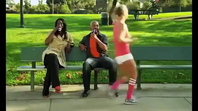 ESSAYEZ DE NE PAS RIRE 6 ! - Vidéo Drôle de Chute & Marrante (le Vendredi des Vrais!)