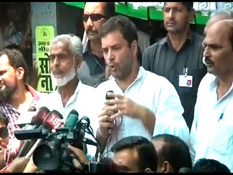 Rahul Gandhi visits Amethi; attacks Modi on issue of food park