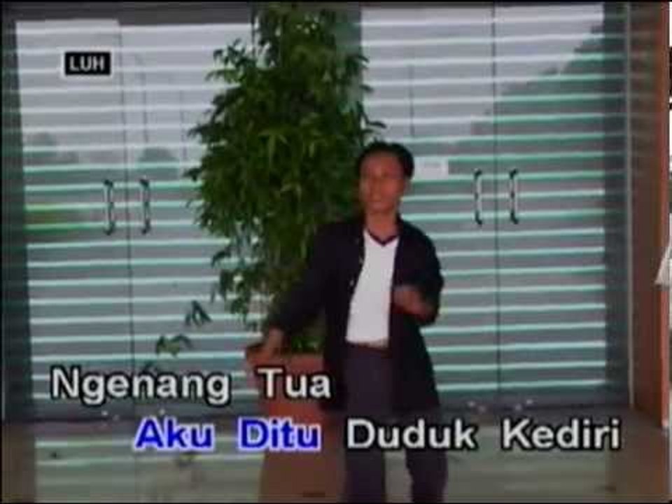 Pengerindu Tua Nadai Pengujung - Paul Erica