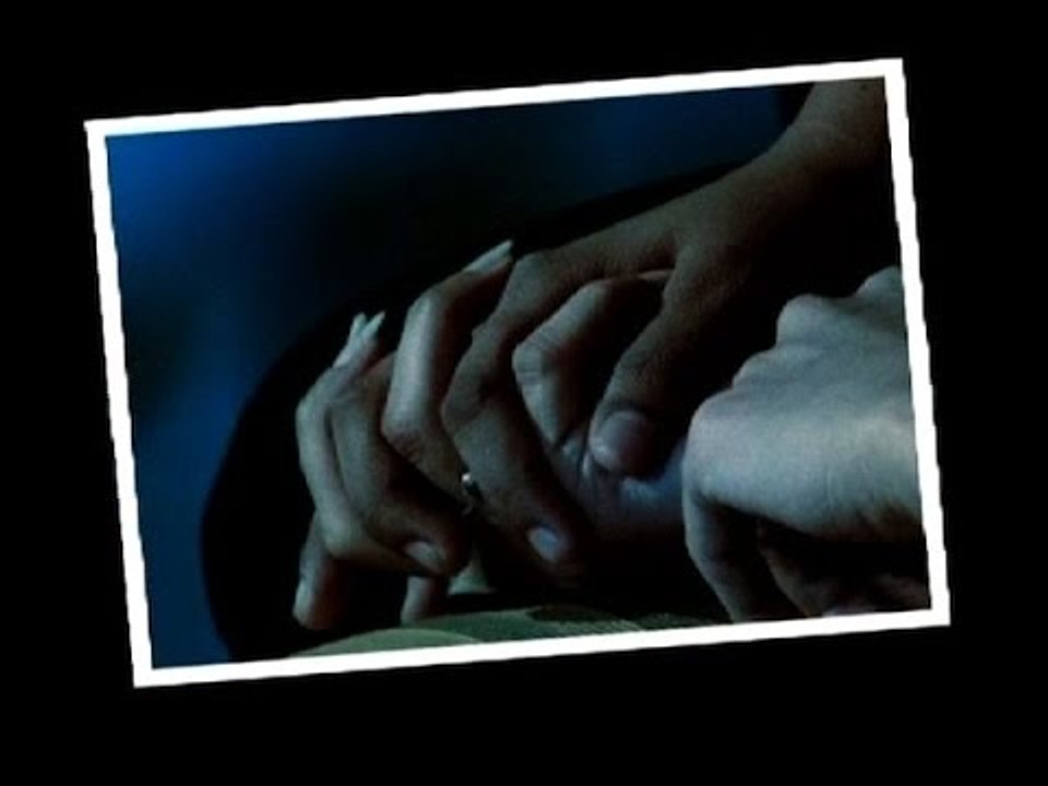 Sansani: Girl makes objectionable video with her female lover in order to break her marria