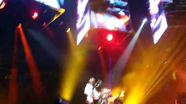 Muse - MK Ultra, Oakland Oracle Arena, 04/14/2010