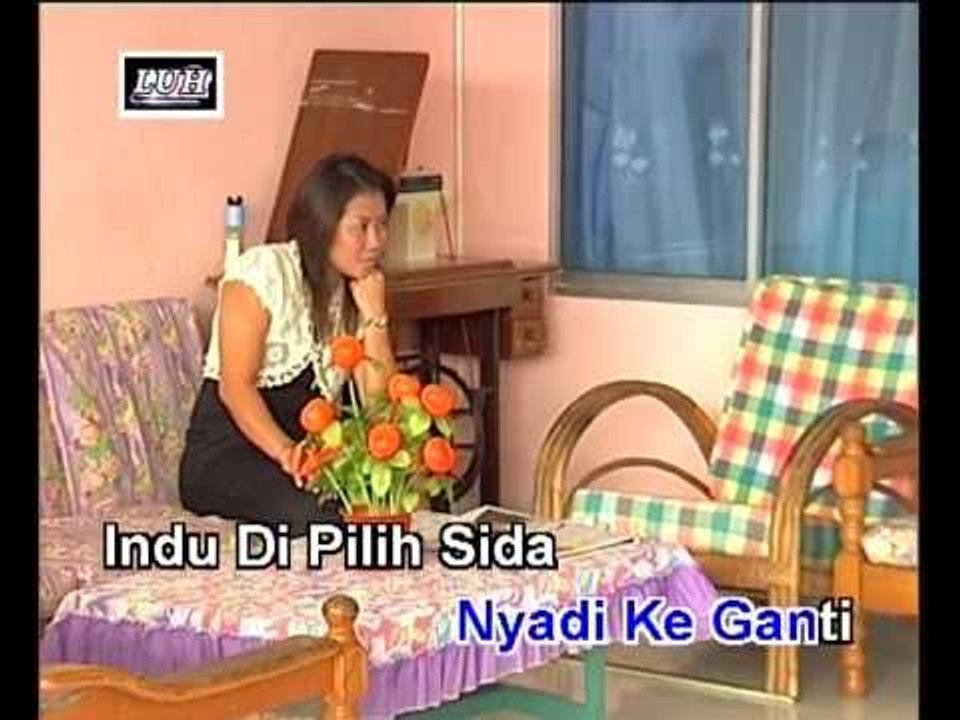 Ukai Aku Di Pilih Sida - Angela Lata Jua