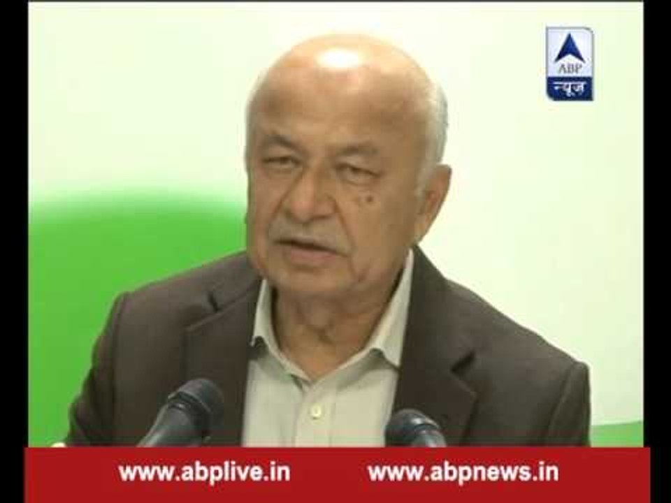 PM Modi need to introspect: Sushilkumar Shinde over Pathankot attack
