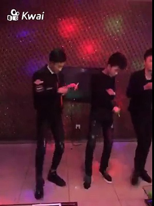 Funny video dance_dancing sexy girl.2