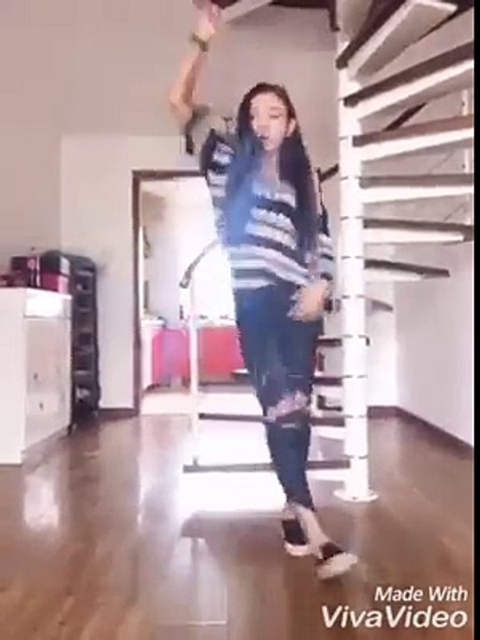 Funny video dance_dancing sexy girl .6
