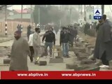 Srinagar: Locals protest after throat slit body of a youth found near railway tracks