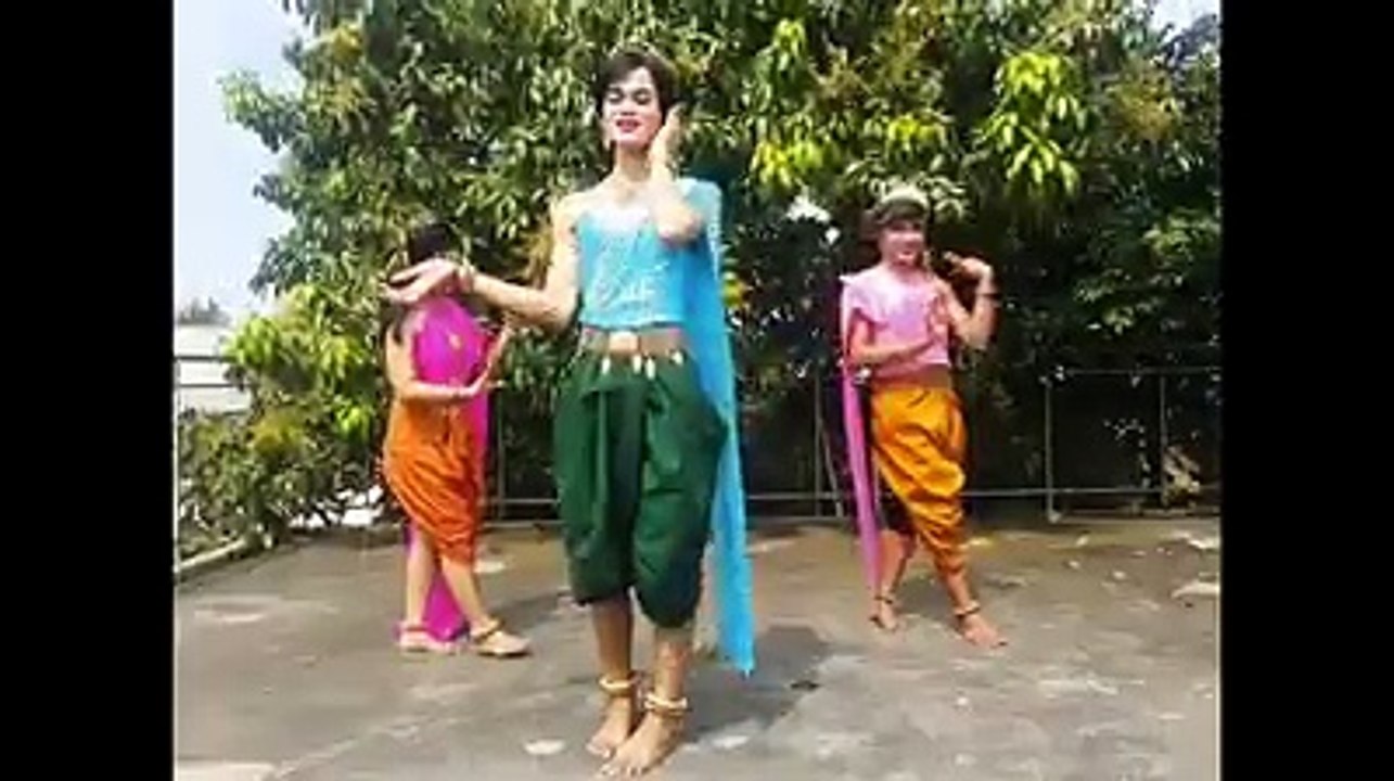Funny video dance_dancing sexy girl