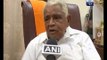 MP minister Babulal Gaur touches woman inappropriately