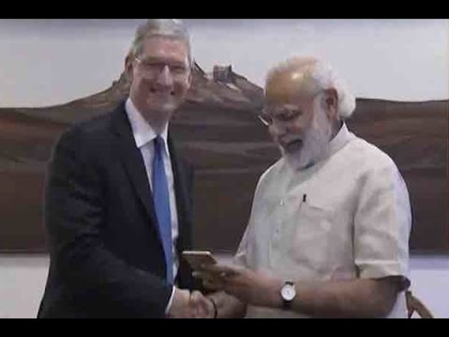 ⁣Apple CEO Tim Cook meets PM Modi