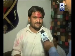 Tải video: Jan Man: Hardik Patel, Patidar quota stir leader, released from jail