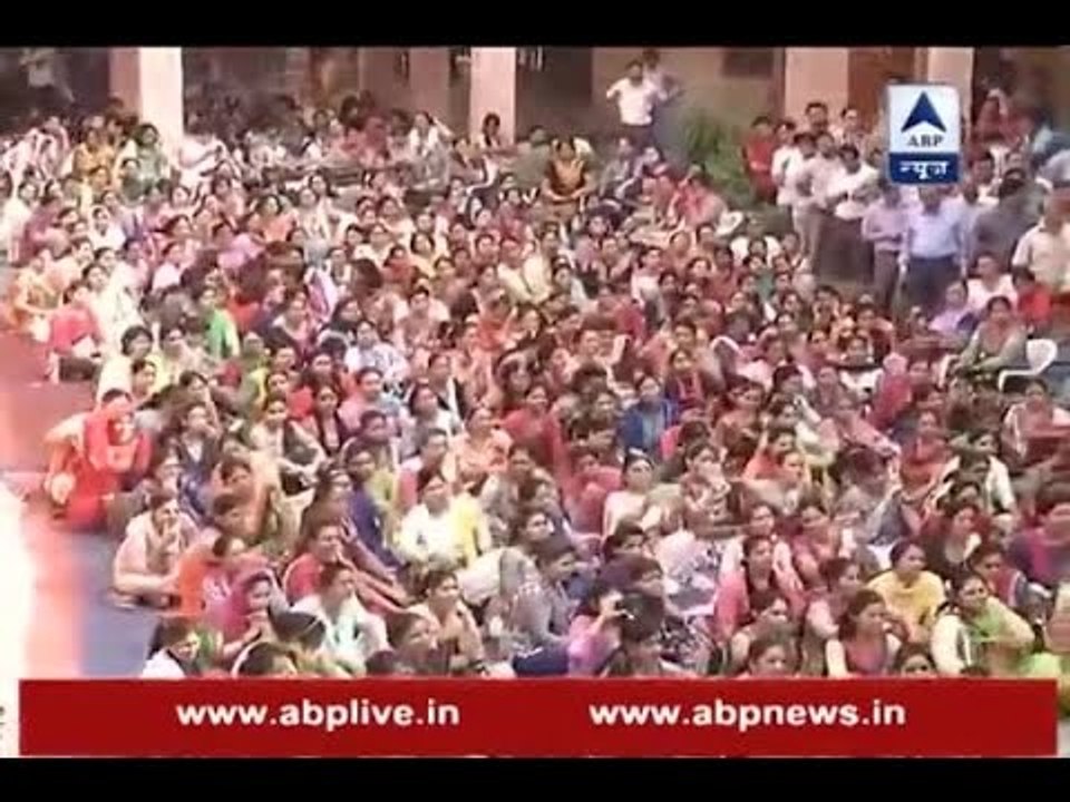 Teachers protest over murder of Hindi teacher in Delhi's Nangloi