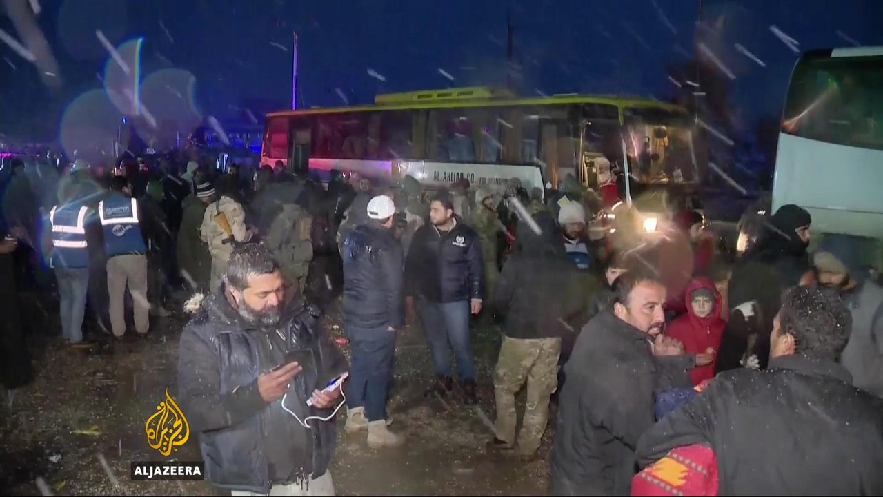 More buses leave Aleppo after delays