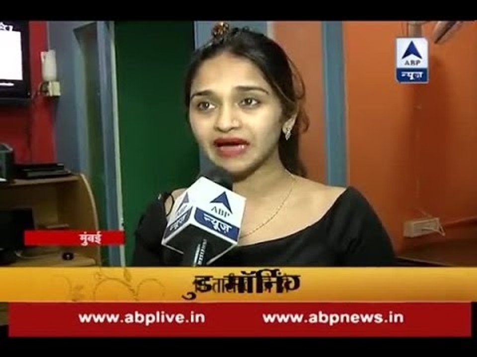 Watch how people will withdraw their first salary after demonetisation