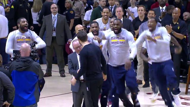 Matthew Dellavedova fêté en héros pour son retour à Cleveland
