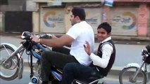 fahad butt sialkot wheeler pakistan motor bike stunt dangerous one wheeling game mobile 0300 7121313