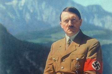 10 Most Famous Politicians and People of the 20th Century