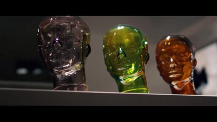 Tus & Angie - Δε με παρατάς - Official Video Clip