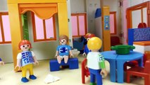 PLAYMOBIL FILM Nederlands - Brand op het kinderdagverblijf! Leidster blijft te lang op de wc!