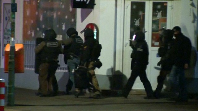 Німеччина: поліцейський рейд у пошуках підозрюваного у нападі на різдвяний ярмарок