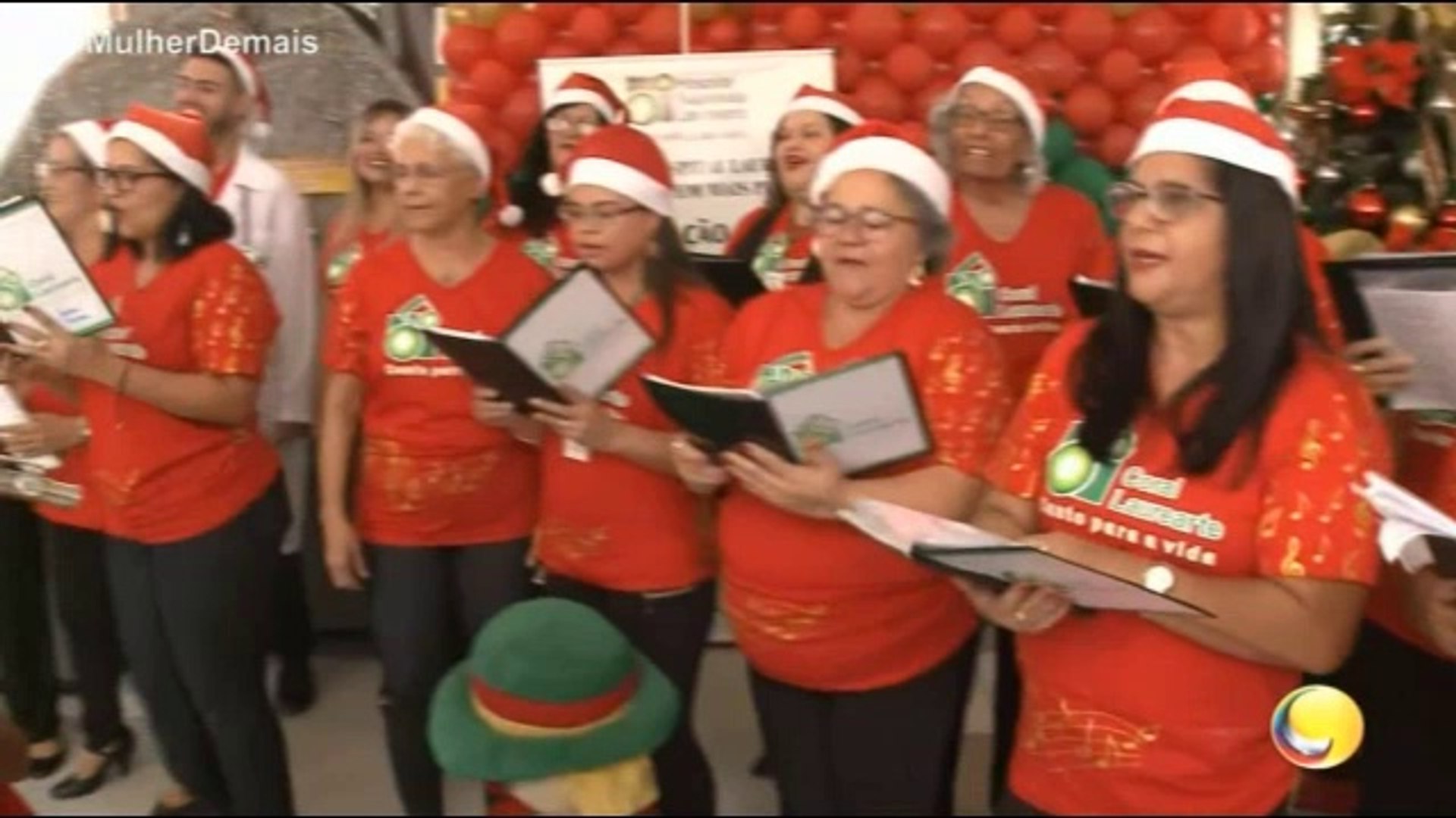 Mulher Demais - Coral laurearte, a música rompe o silêncio de quem passa horas em salas fazendo quim