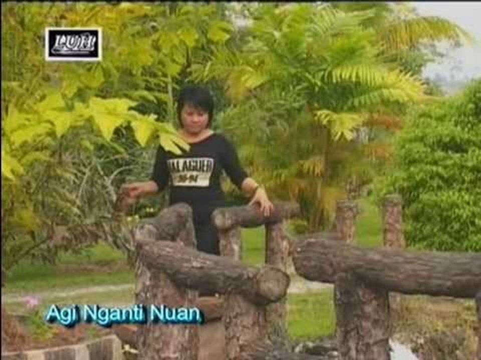 Agi Nganti Nuan - Angela Lata Jua