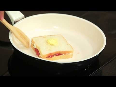 سندوتش مربة فراولة #ساندويتش_وحاجة_ساقعة #شريف_الحطيبى #cbcsofra