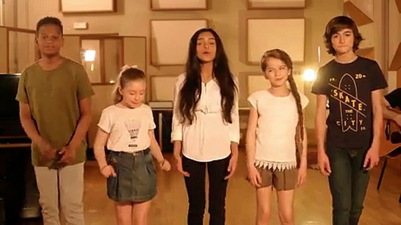 Kids United - Tout Le Bonheur Du Monde (Acoustique - Officiel)