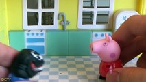 Peppa Pig Français Georges Pig se déguise en Venom Spiderman Episode en jouets