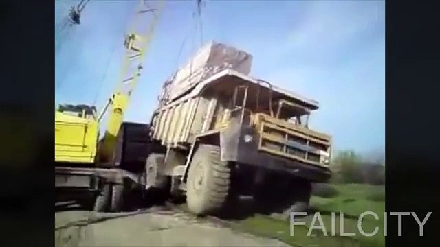 Best Loading Unloading FAILS 2015 ★ 8mins LOAD UNLOAD Fail Compilation