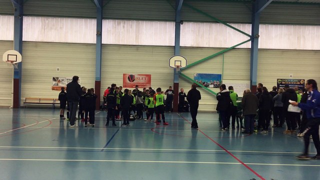 21/12/16 : phases finales U13 à Brebières (remise de la coupe)
