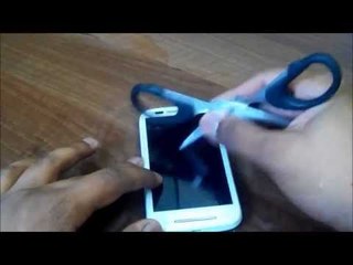 Moto E Water Resistant, Scratch Test