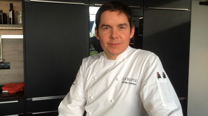 Nicolas Conraux explique la recette du ragoût de homard