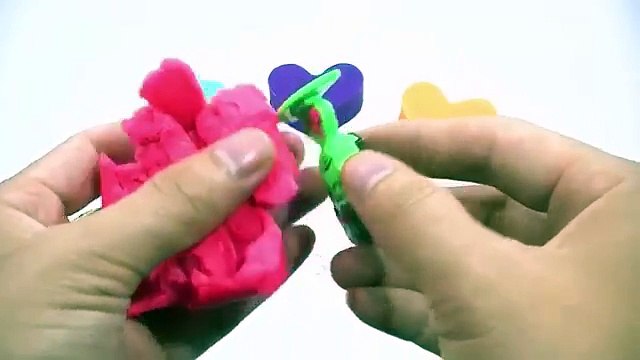 SURPRISE EGGS!- Play doh Kinder Surprise Hulk Minions, Peppa Pig Español Toys