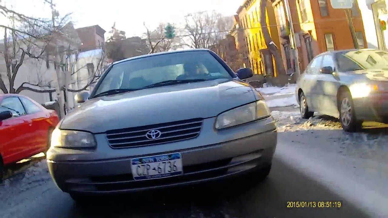 Tailgated and harassed in Troy, NY - Plate # CZP 6736