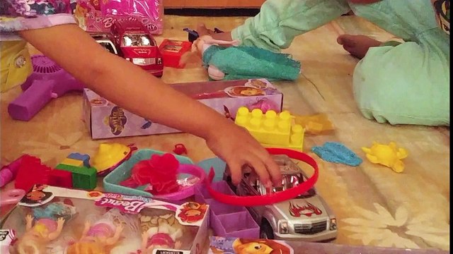 Barbie Makeup CALENDAR! 30 Days of Beauty lips gloss Lipstick Eyeshadow and other games