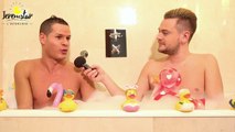 Noel (Les Princes de l'Amour 4) dans le  bain de Jeremstar - INTERVIEW-HwFjgIKoW5A