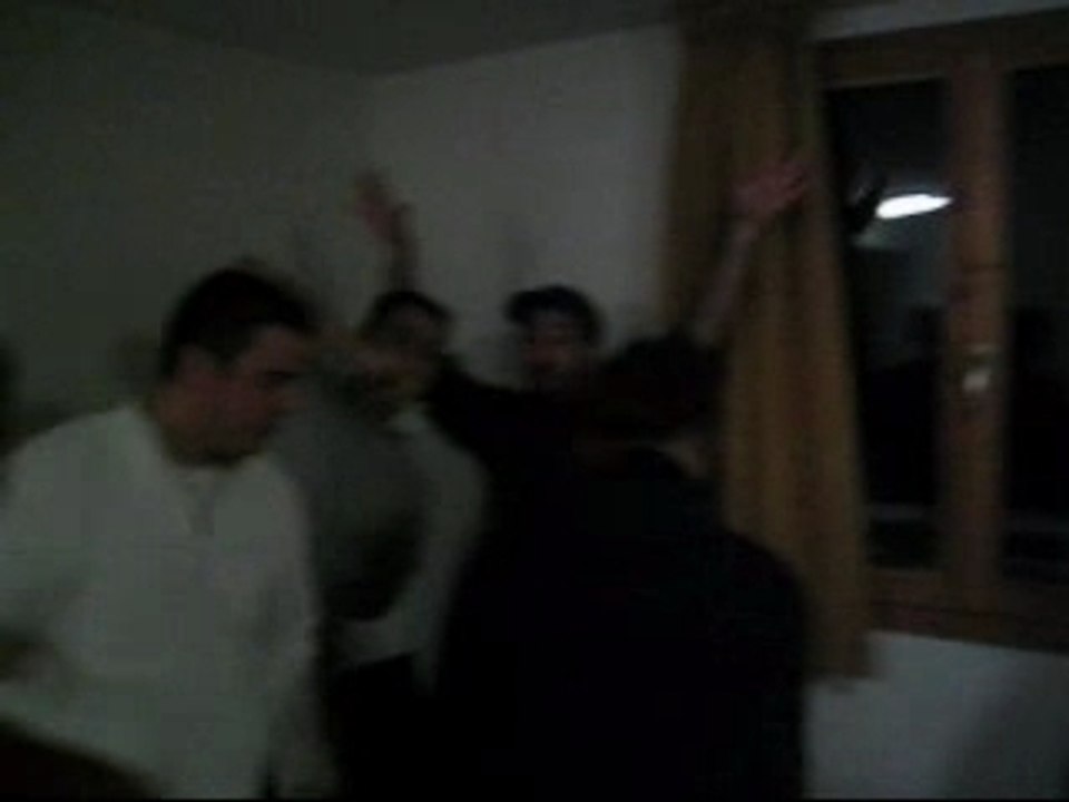 FJ a gagné et ils ont perdu !!!