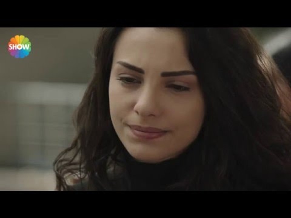 Ece, Emre'nin gözlerinde kayboluyor! | Oyunbozan 3.Bölüm