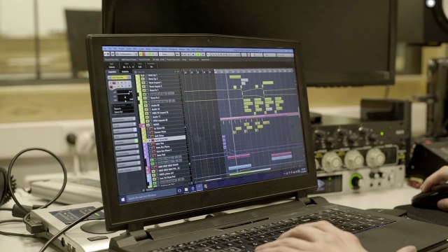 Alan Walker – Studio Session #2 (Behind The Scenes)