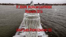 Voici le somptueux  phare Saint-Joseph ou le château gelé de la Reine des Neiges !