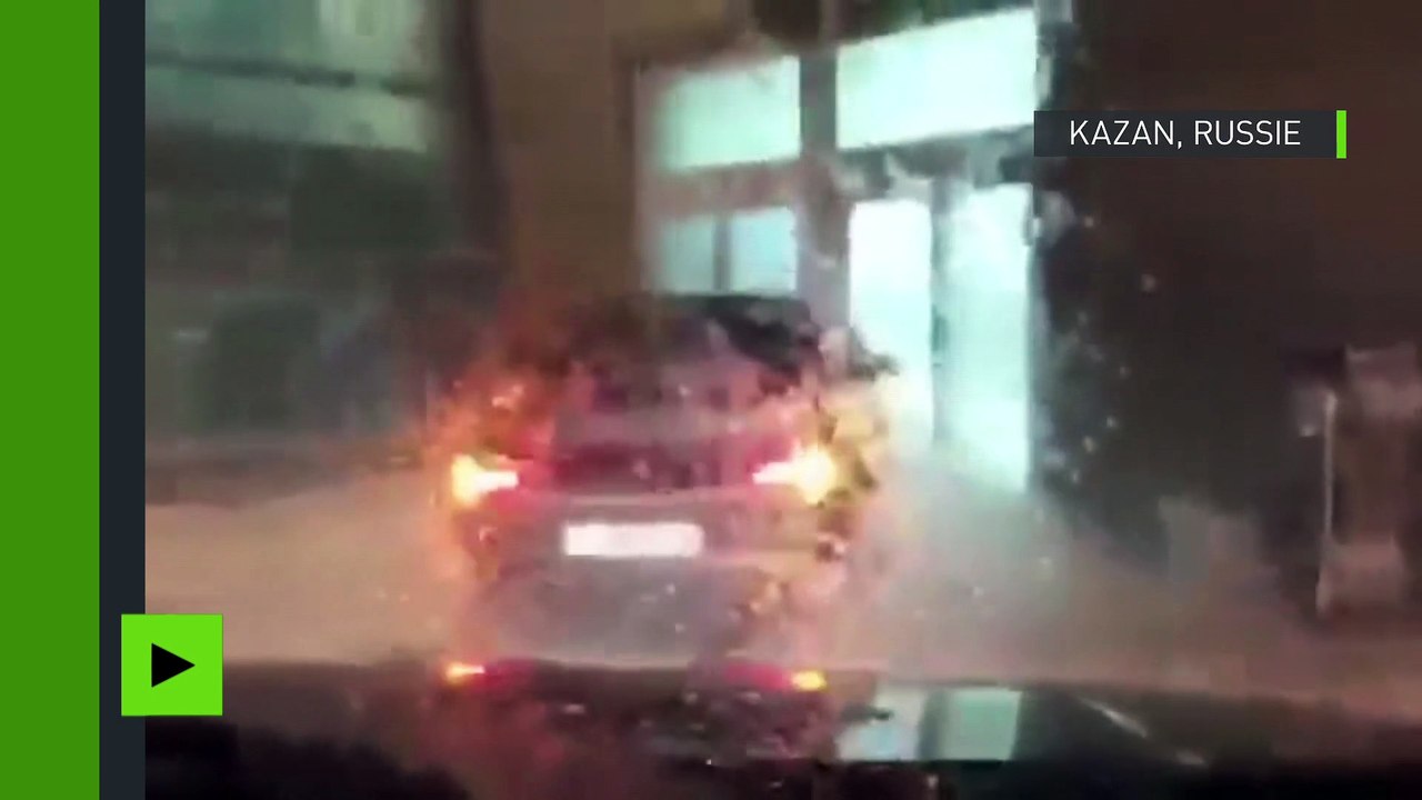 Spectaculaire course-poursuite sous psychotropes dans un aéroport russe