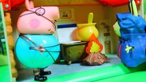 Свинка Пеппа СЪЕЛА СВОЮ СЕМЬЮ Мультфильм для детей из игрушек Игры для девочек на русском Peppa Pig