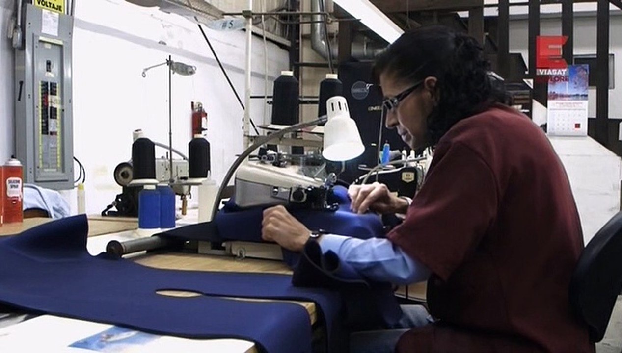 Невероятные изобретения 1 сезон 29 серия из 30 - "Гидрокостюм" / Wicked Inventions (2015)