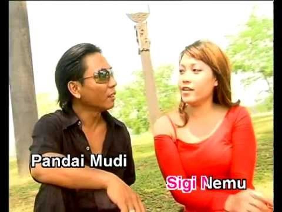 Dara Manis - Paul Erica & Snow