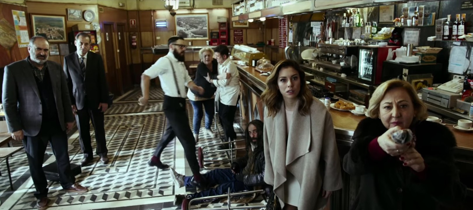 El bar - Trailer 2 (HD)