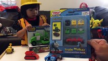 Thomas And Friends Train Maker Construction Pack & Bob the Builder Roley Mash and Mold Assembly Pack