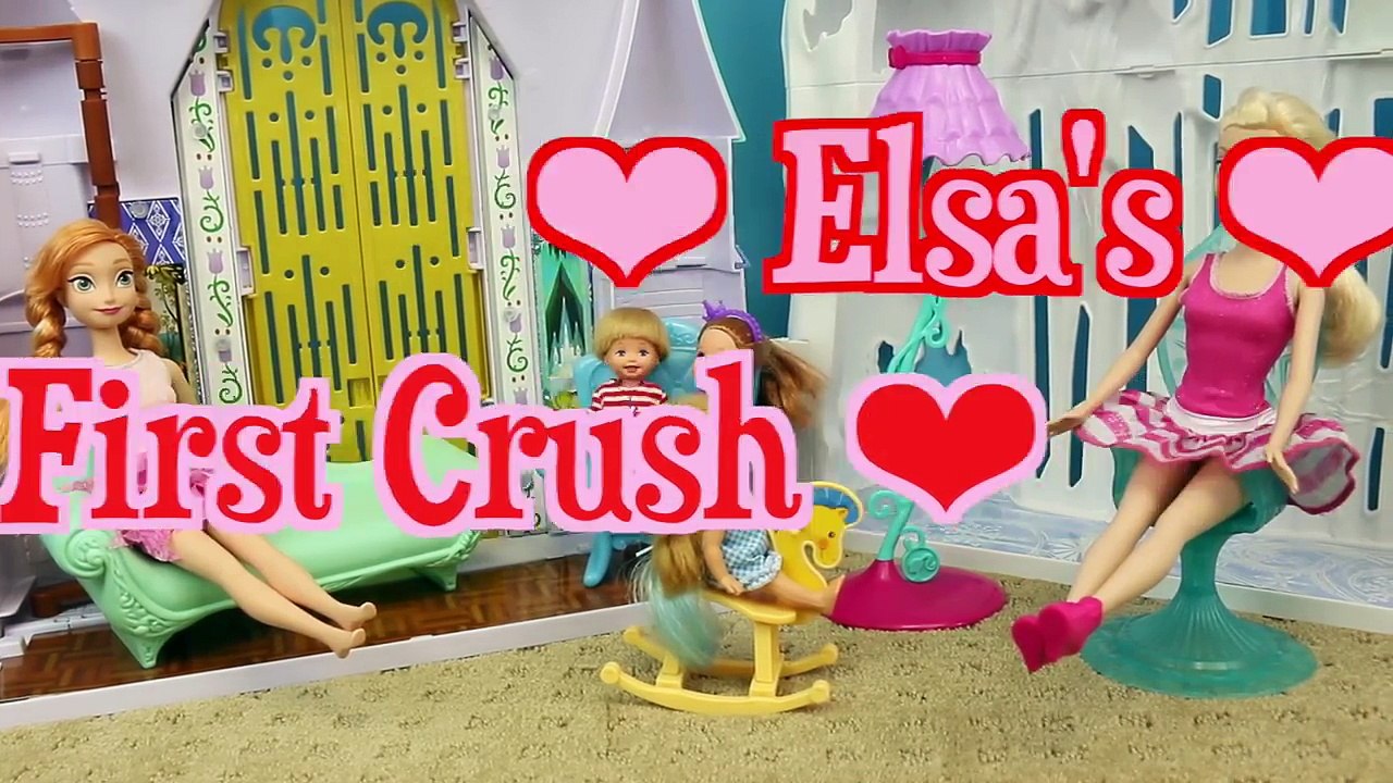 Frozen Elsa KISSES The Little Mermaids Prince Eric!!!! Frozen Barbie Flashback Parody DisneyCarToys